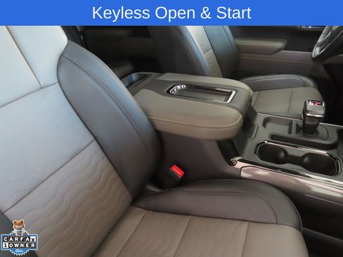 Used 2022 Chevrolet Silverado 1500 ZR2 w/ Technology Package AWD/4WD image 27