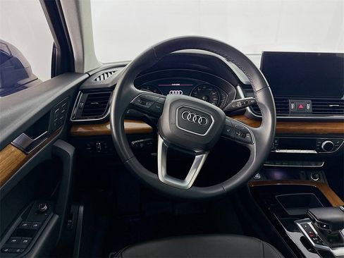 Used 2023 Audi Q5 2.0T Premium w/ Convenience Package image 22