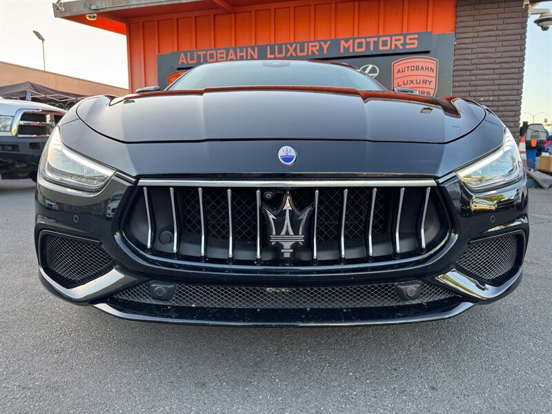 Used 2018 Maserati Ghibli S GranSport Q4 AWD/4WD image 5