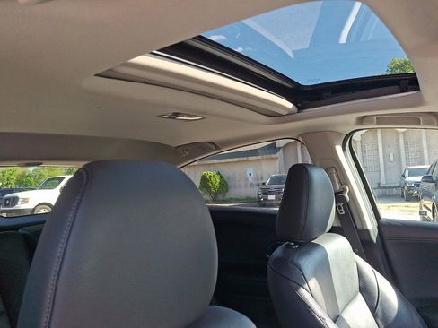 Used 2017 Honda HR-V EX-L image 13