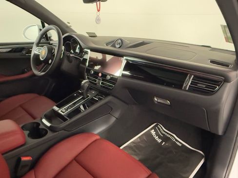 New 2026 Porsche Macan S image 19