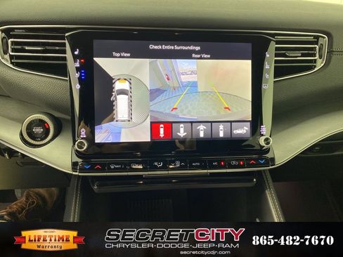 New 2026 Jeep Grand Wagoneer 4WD image 23