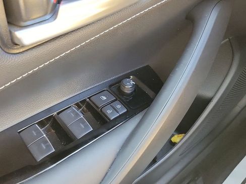 Certified 2025 Toyota Corolla SE FWD image 20