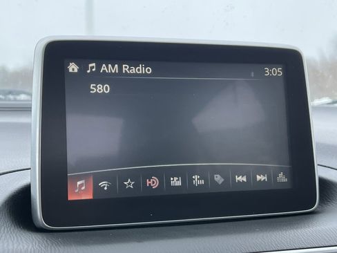 Used 2014 MAZDA MAZDA3 i Grand Touring image 19