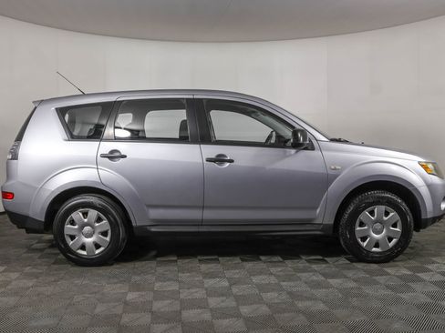 Used 2009 Mitsubishi Outlander ES image 10