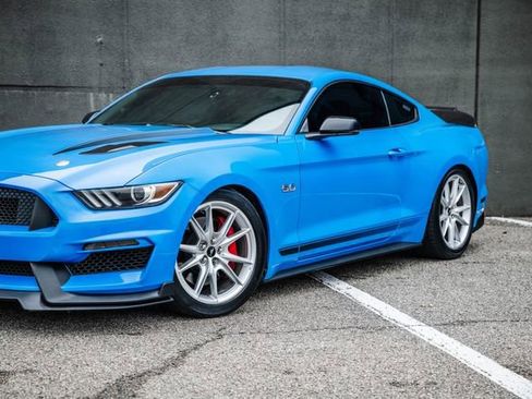 Used 2017 Ford Mustang GT Premium w/ Equipment Group 401A RWD image 39
