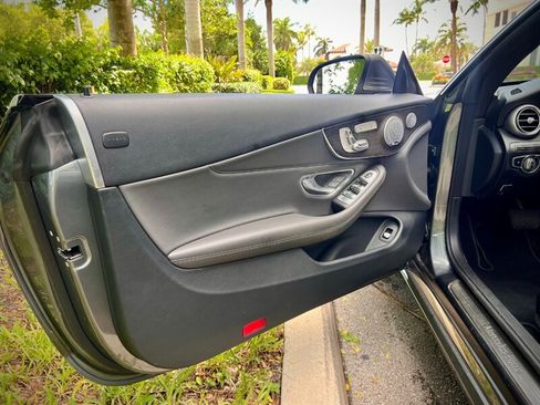 Used 2019 Mercedes-Benz C 300 Cabriolet image 21