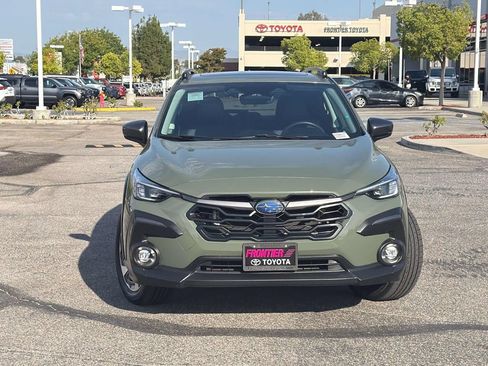 Used 2024 Subaru Crosstrek 2.5i Limited w/ Crosstrek Mirror Package AWD/4WD image 2