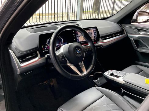 Used 2024 BMW X1 xDrive28i AWD/4WD image 17