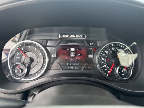 Used 2022 RAM 1500 Big Horn RWD image 17