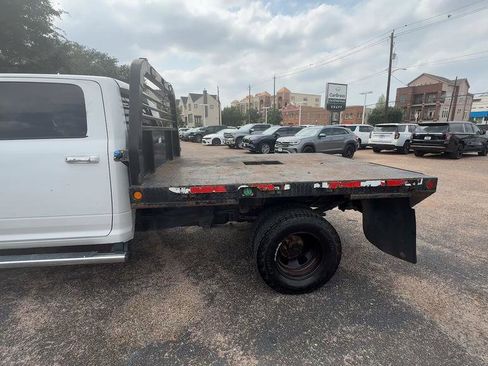 Used 2018 RAM 3500 SLT AWD/4WD image 7