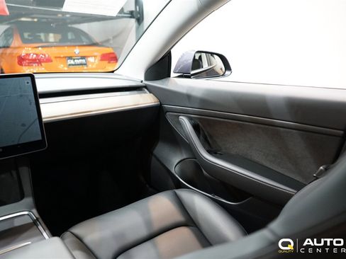 Used 2021 Tesla Model 3 Standard Range Plus image 15