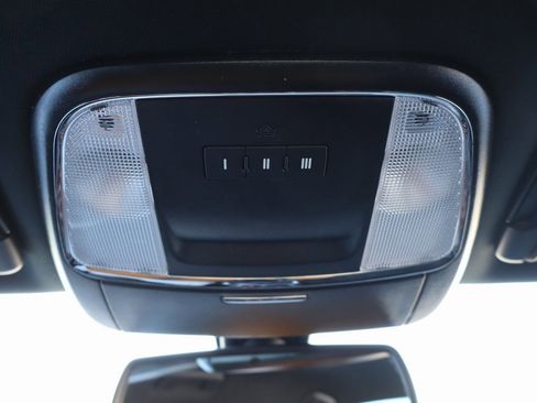 Used 2020 Dodge Charger R/T image 16