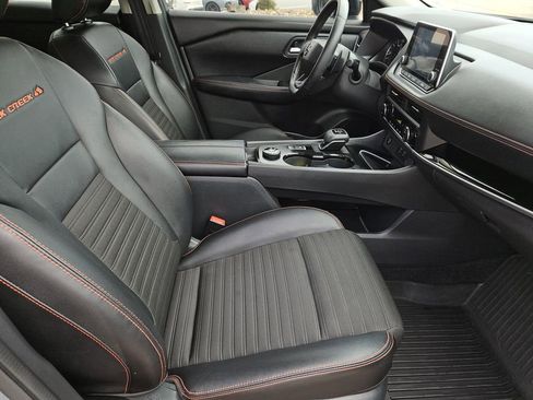 Used 2025 Nissan Rogue SV w/ Rock Creek Premium Package AWD/4WD image 30