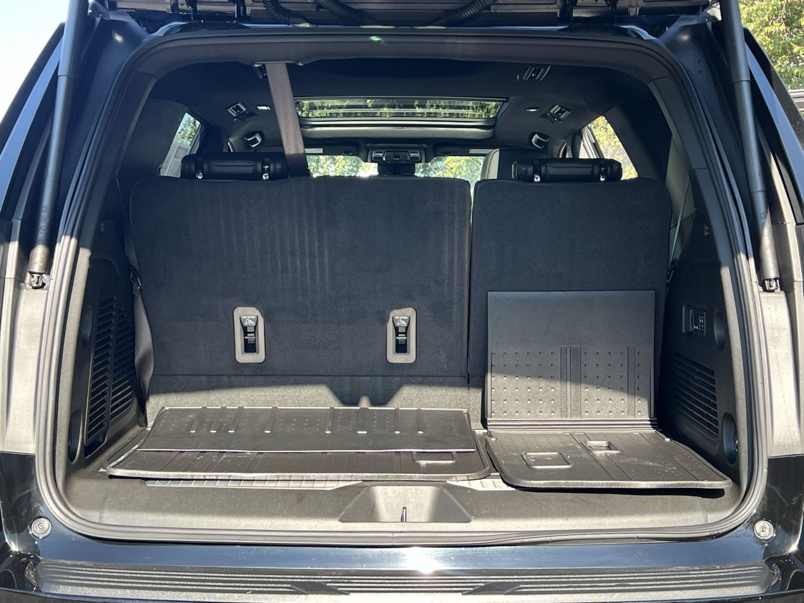 Used 2024 Chevrolet Tahoe High Country w/ Max Trailering Package AWD/4WD image 26