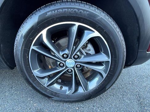 Certified 2023 Buick Encore GX Select image 9