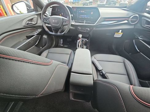 New 2026 Chevrolet Trax RS w/ Driver Confidence Package FWD image 22
