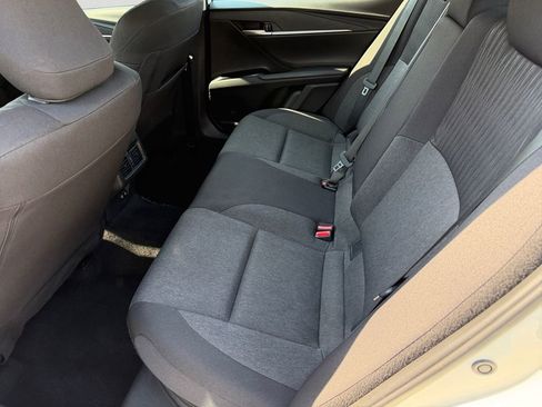 Used 2025 Toyota Camry LE image 15