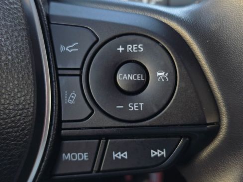 Used 2022 Toyota Corolla SE image 33