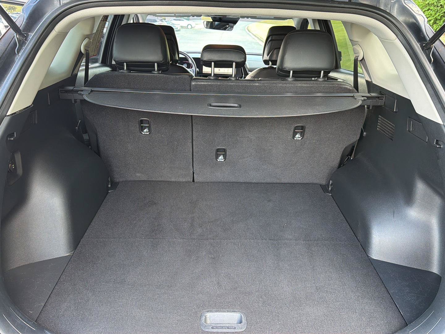 Used 2023 Kia Sportage EX FWD image 34