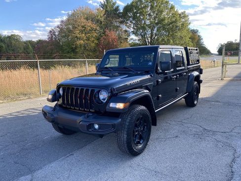Used 2021 Jeep Gladiator Willys image 6