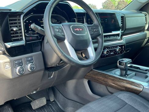Used 2024 GMC Sierra 1500 Elevation AWD/4WD image 23