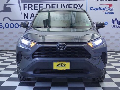 Used 2020 Toyota RAV4 LE image 2