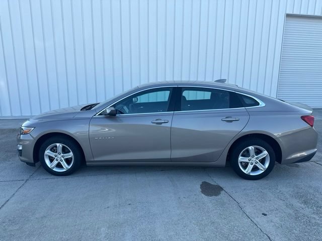 Used 2023 Chevrolet Malibu LT FWD image 3