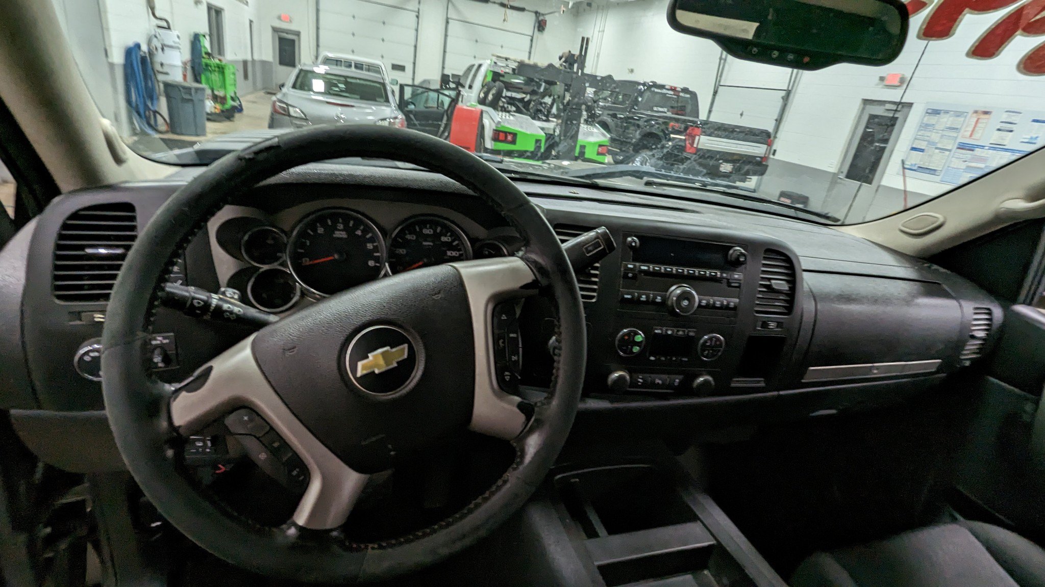 Used 2013 Chevrolet Silverado 2500 LT w/ Interior Plus Package AWD/4WD image 5
