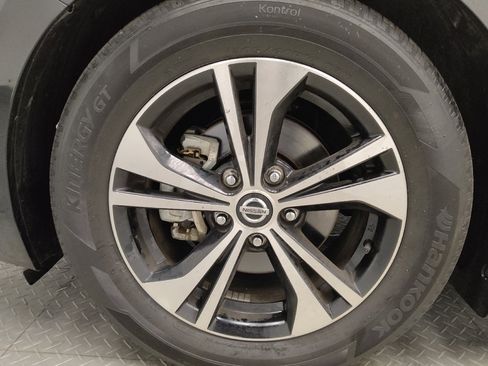Used 2023 Nissan Sentra SV w/ All-Weather Package FWD image 31