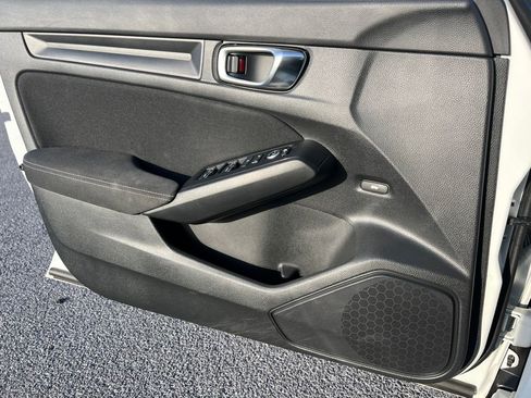 Used 2023 Honda Civic Sport image 15