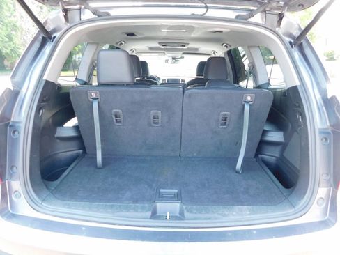 Used 2016 Honda Pilot Touring image 5