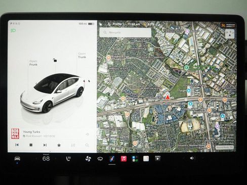 Used 2023 Tesla Model 3 RWD image 25