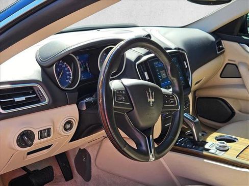 Used 2020 Maserati Ghibli S GranLusso image 10