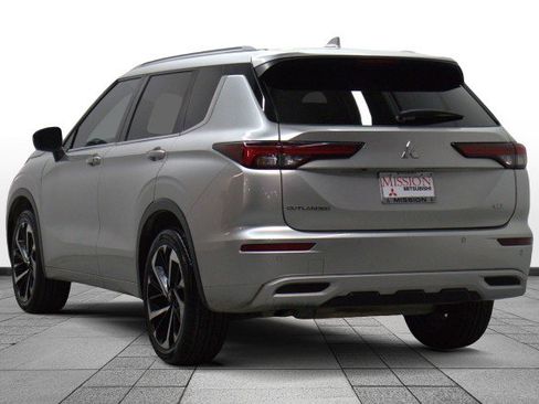 Used 2022 Mitsubishi Outlander SEL FWD image 5