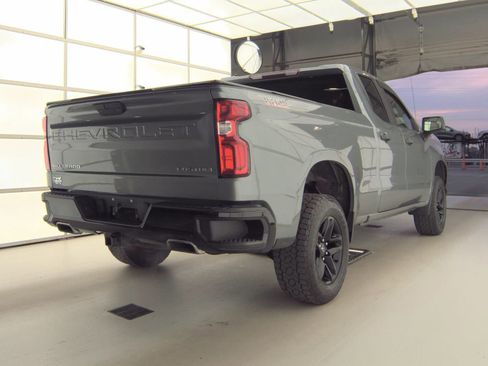 Used 2020 Chevrolet Silverado 1500 Custom Trail Boss w/ Custom Convenience Package AWD/4WD image 4