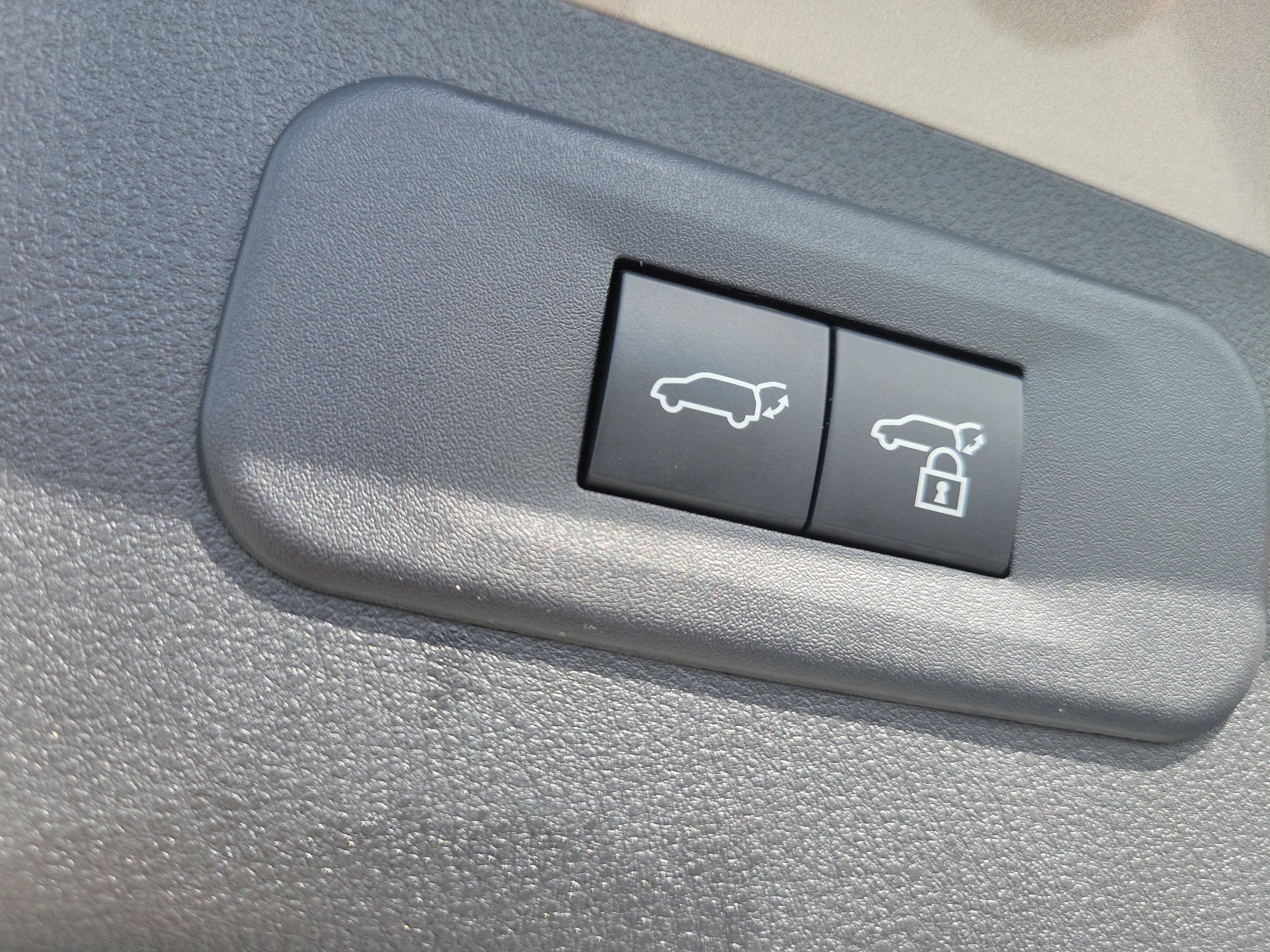 Used 2025 Lexus NX 250 FWD w/ Accessory Package (Z2) image 10