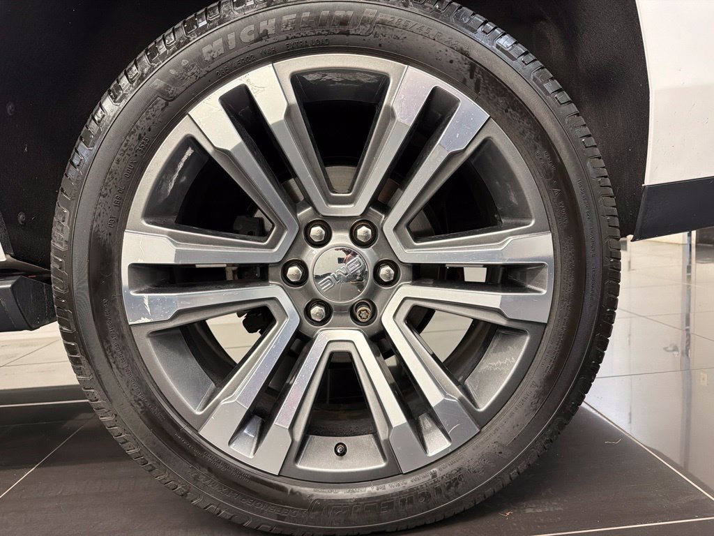 Used 2020 GMC Yukon Denali w/ Denali Ultimate Package AWD/4WD image 7
