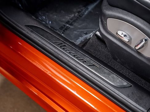 Used 2023 Porsche Macan T image 68