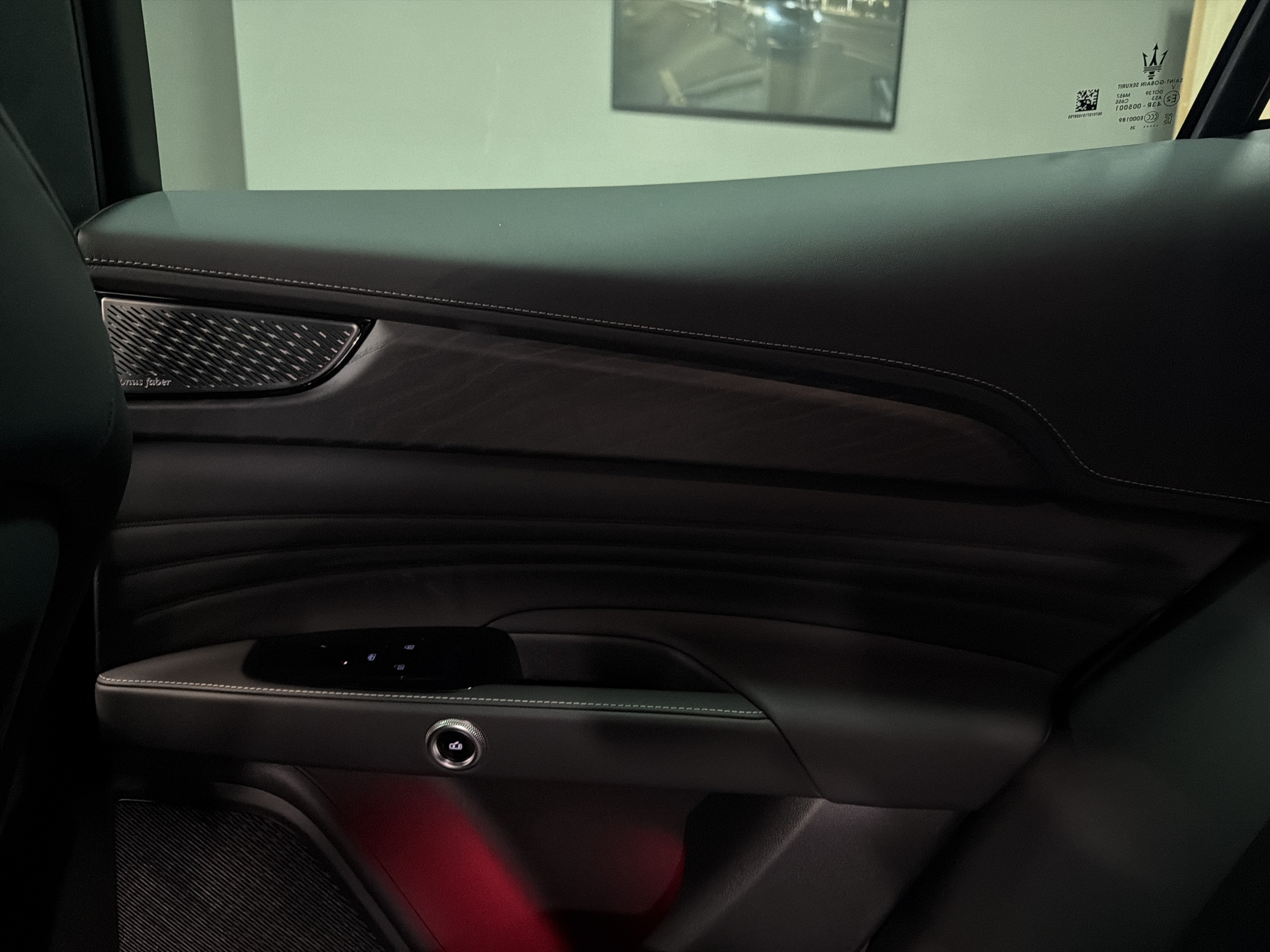 Used 2025 Maserati Grecale GT AWD/4WD image 24