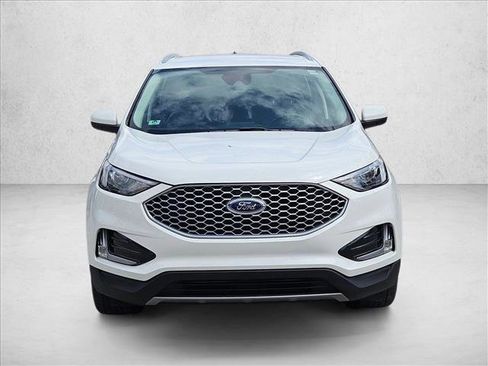 Used 2024 Ford Edge SEL w/ Convenience Package image 2