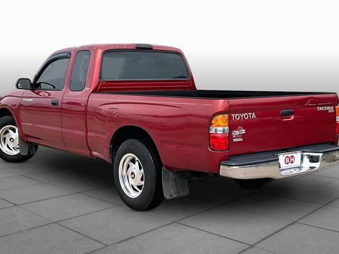 Used 2004 Toyota Tacoma 2WD Xtracab image 11