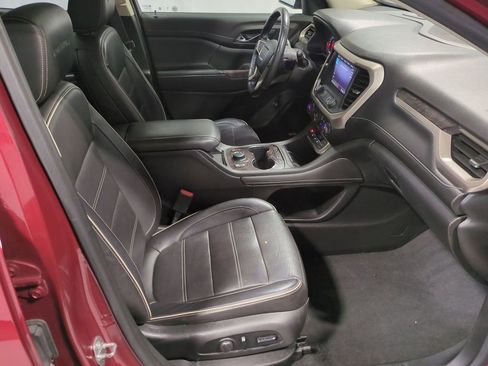 Used 2020 GMC Acadia Denali image 28