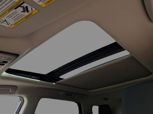 New 2026 Nissan Pathfinder Platinum AWD/4WD image 21