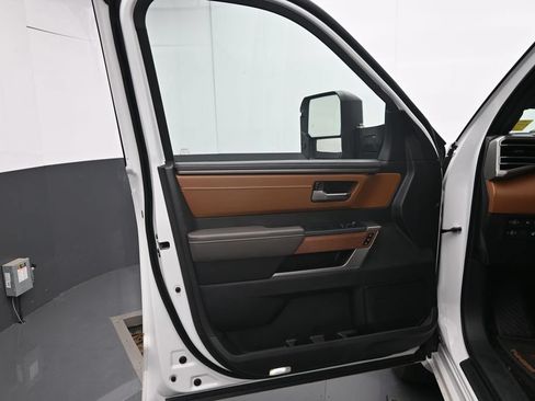Used 2026 Toyota Tundra 1794 Edition AWD/4WD image 18