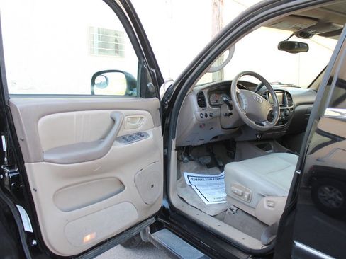 Used 2003 Toyota Sequoia Limited image 20