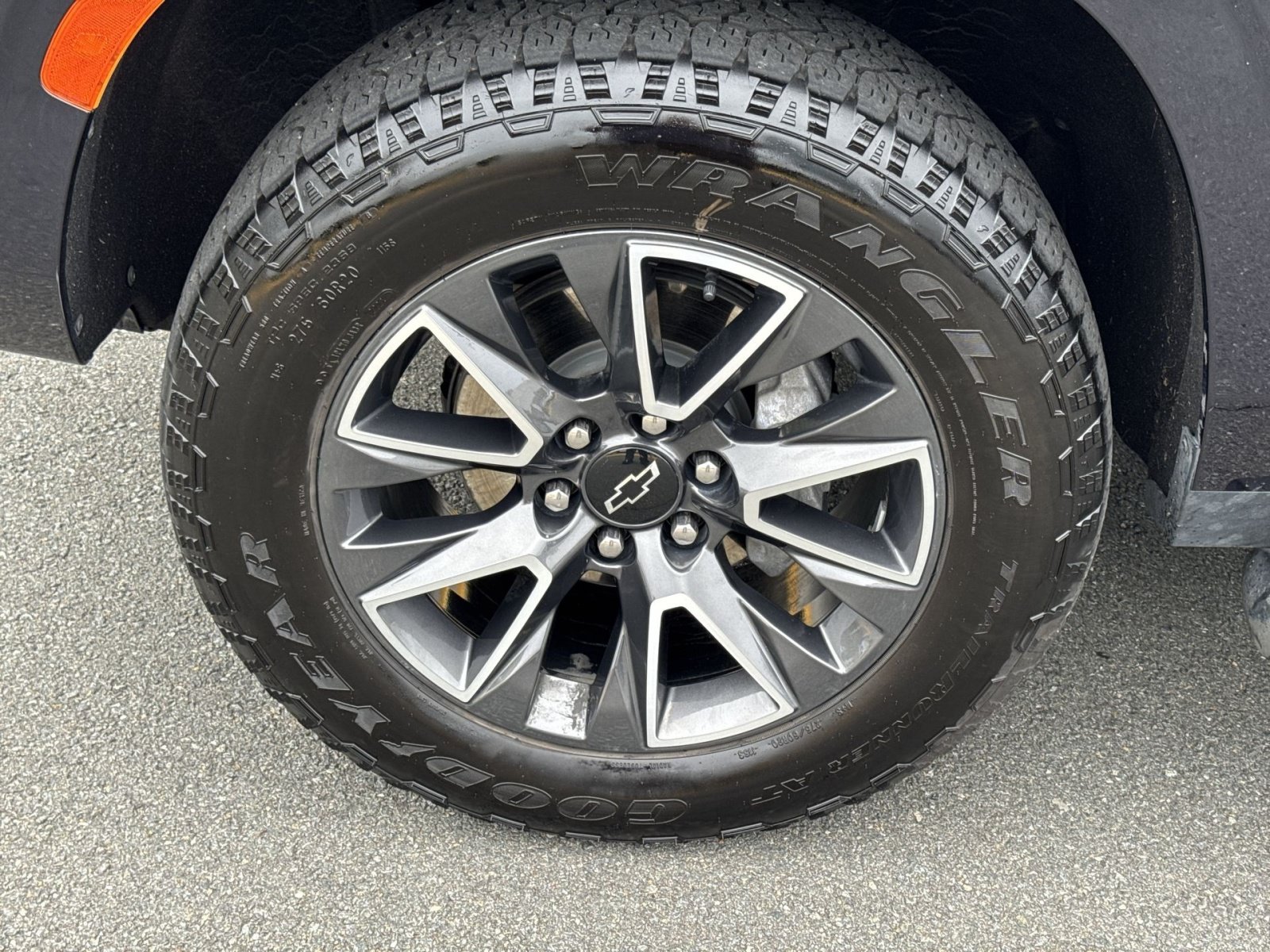 Used 2022 Chevrolet Tahoe Z71 AWD/4WD image 12