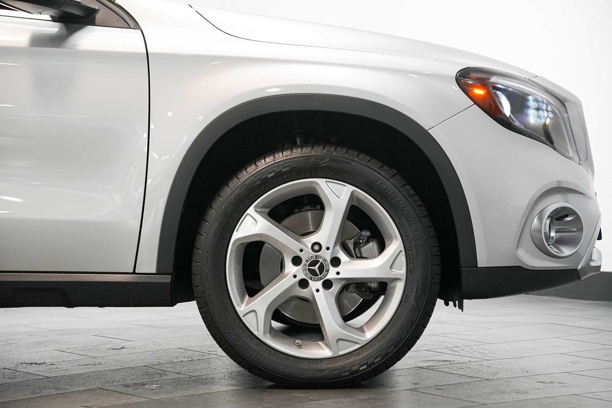 Used 2018 Mercedes-Benz GLA 250 4MATIC image 9