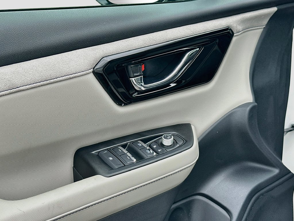 New 2026 Subaru Forester Touring AWD/4WD image 17
