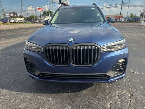 Used 2021 BMW X7 xDrive40i w/ Luxury Seating Package AWD/4WD image 3